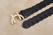 Load image into Gallery viewer, Halle Equestrian Twist Belt
